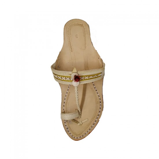 Buy skin colored ladies kolhapuri chappal with heel.
